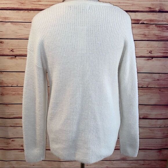 Apt 9 Women's Winter White & Gray V-Neck Eyelash Knit Sweater Winter Casual - Picture 3 of 7